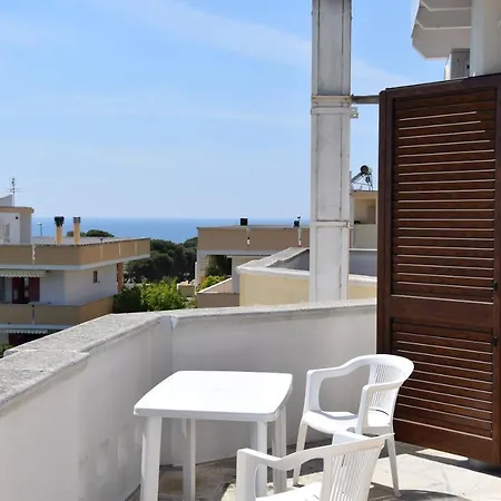 Flora بيت للعطل غالّيبولي